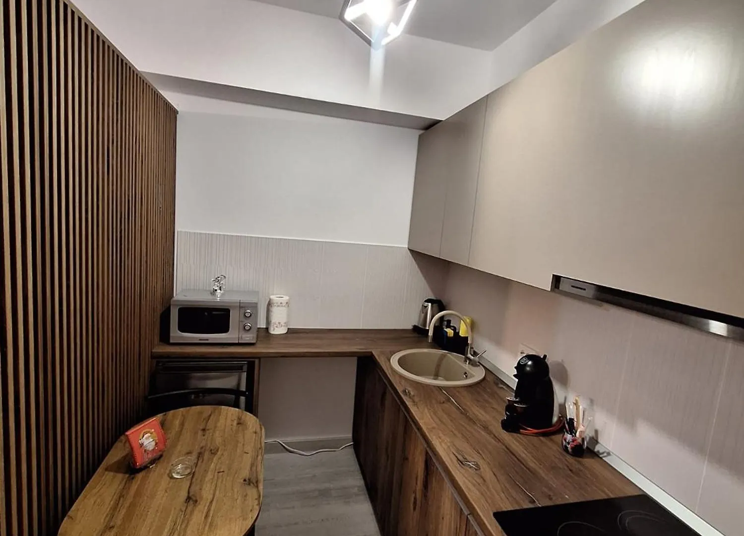 Anastasia&Raisa Home Bucureşti 0*,  România